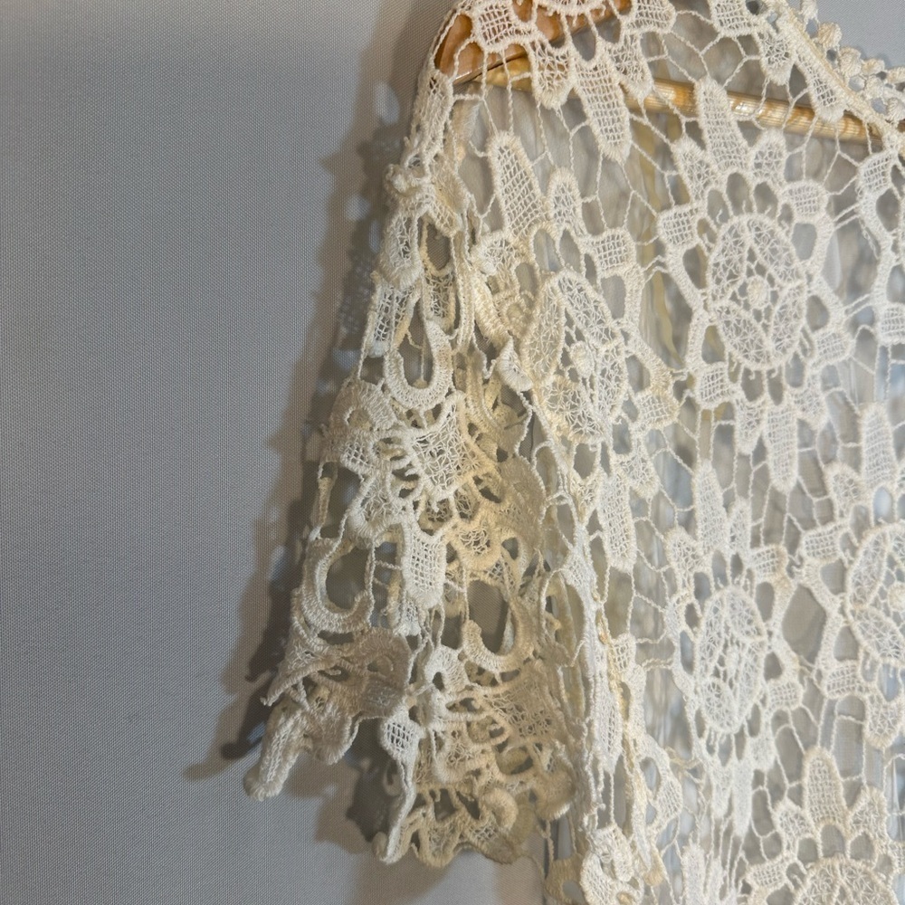 Derek Heart Women Blouse Front Lace Short Sleeves Side Slits Cream Ivory Size XL - Picture 5 of 11